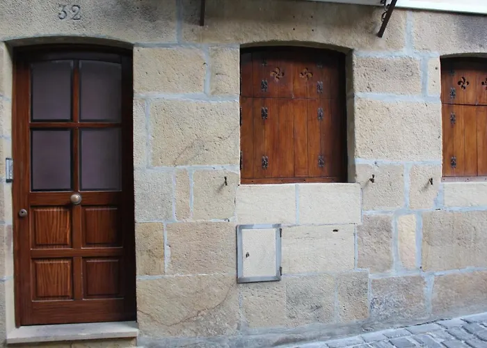 Loa Apartment Getaria